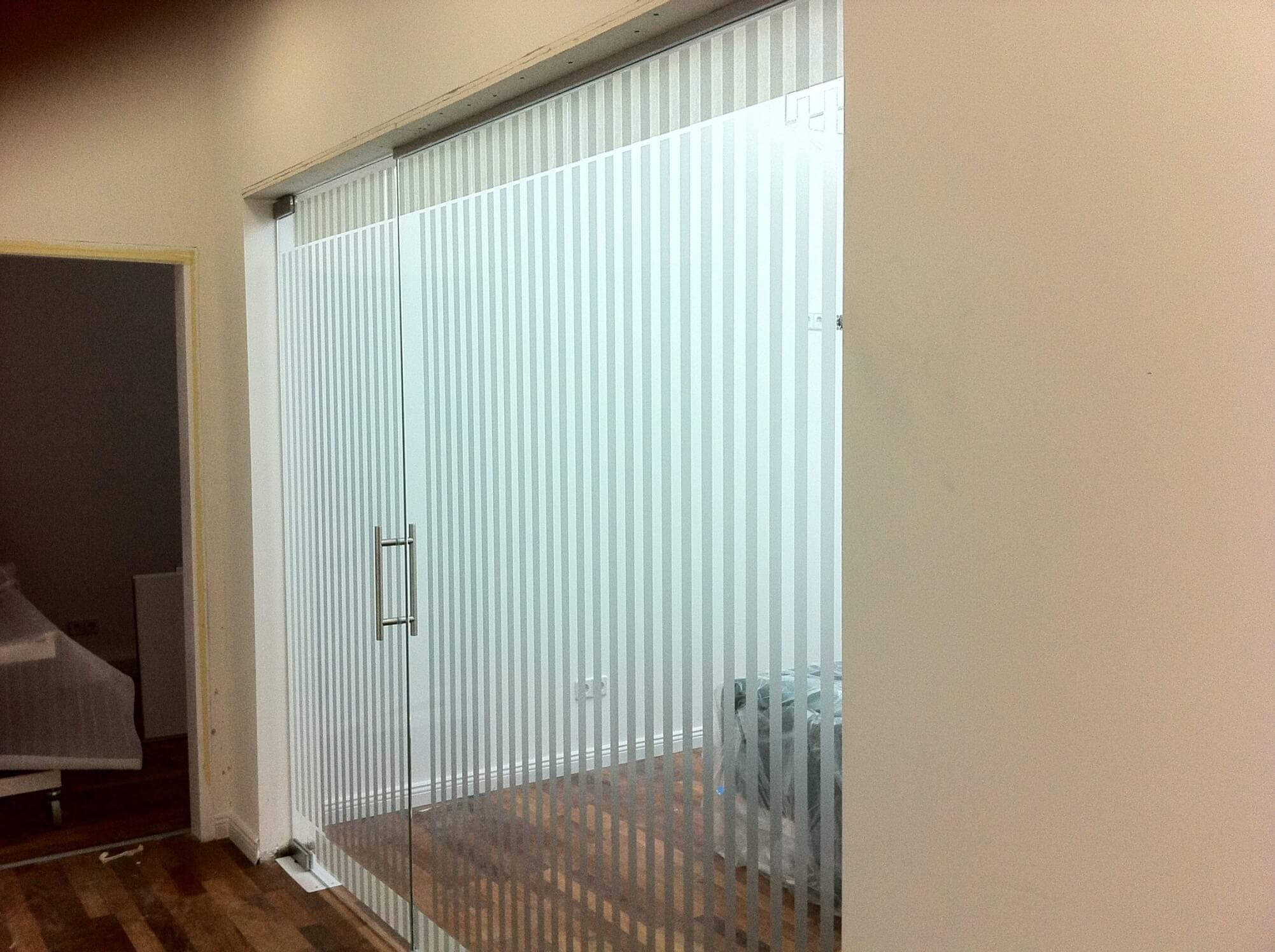 Glastür Maßanfertigung - Glaserei Glas & Design in Berlin